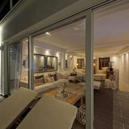 Holiday home Casa Coelho - Jacuzzi Rooftop- Frente Mar- Chic