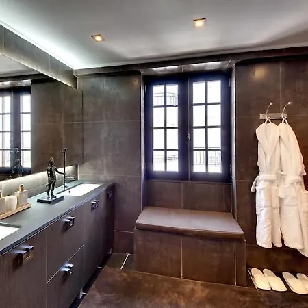 Casa Coelho - Jacuzzi Rooftop- Frente Mar- Chic *