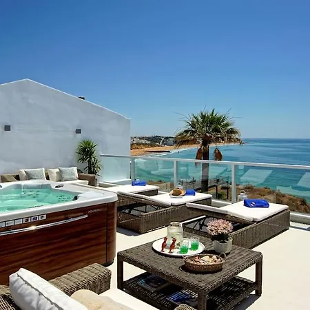 Holiday home Casa Coelho - Jacuzzi Rooftop- Frente Mar- Chic *
